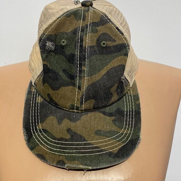 C.C. Women’s Camo Mesh Green & Cream Trucker Ponytail Cap Hat - Picture 1 of 8